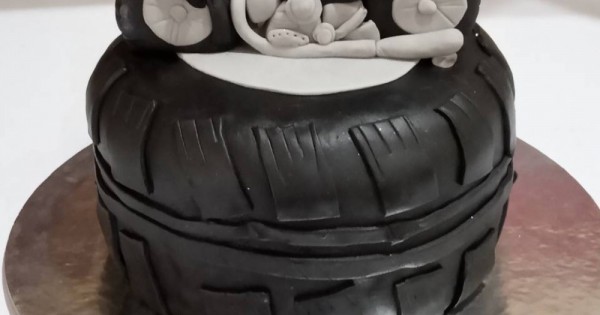 Tyre Theme Birthday Cake in Lahore - Order Custom Cake Online