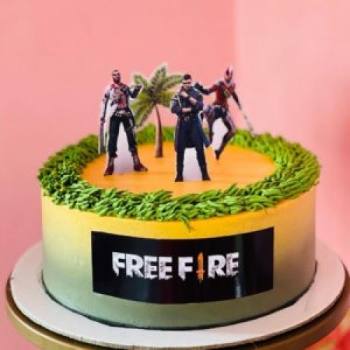 Freefire theme chocolate truffle cake for a birthday celebration 🎉 DM for  orders. 8100058093 @creamworld.ritujain #cream_world… | Instagram