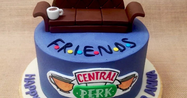Friends sofa cake tutorial - YouTube