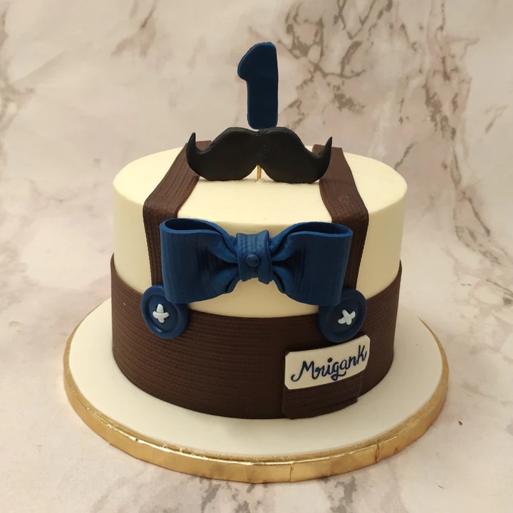 VARIETY OF THEMED CAKES AVAILABLE ONLINE | Gift Portal Giftzbag.com