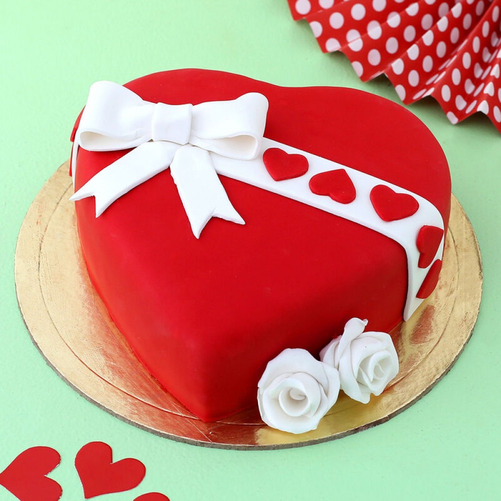 Fondant Christmas Gift Cake Tutorial- Rosie's Dessert Spot - YouTube