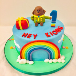 Hey Duggee Rainbow Cake