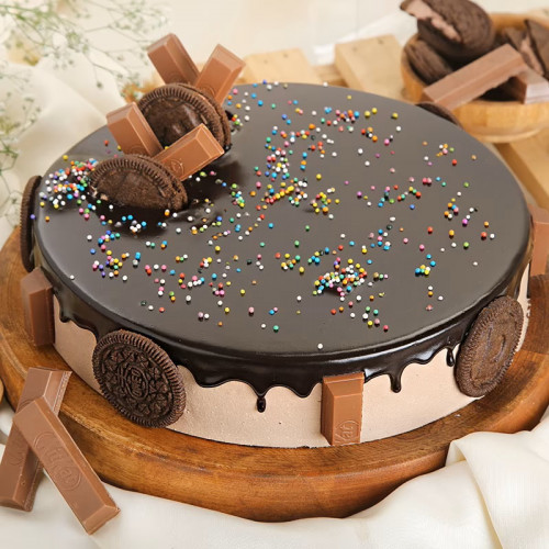 Kitkat Oreo Cake