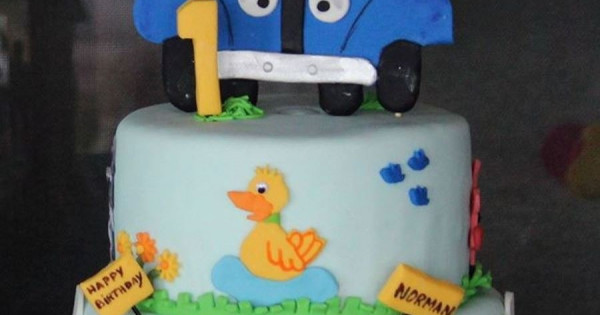 Crissa's Cake Corner!: Dump Truck Cake