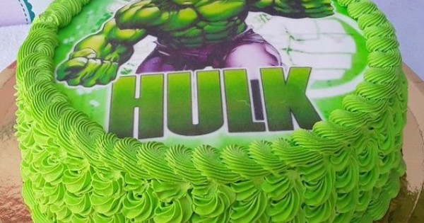 Hulk Smash! Kid's birthday cake | Hulk birthday cakes, Cool birthday cakes, Hulk  birthday parties