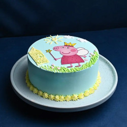 Pretty Peppa Pig Cake