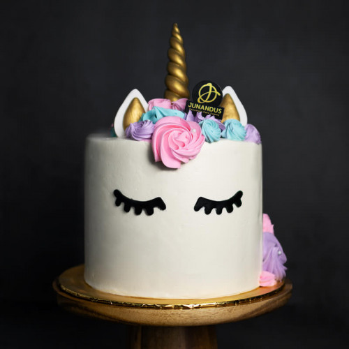 Unicorn Theme Cake – Desserterys